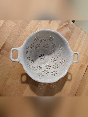 Urban Outfitters Speckled Ceramic Colander with Flower Cutouts